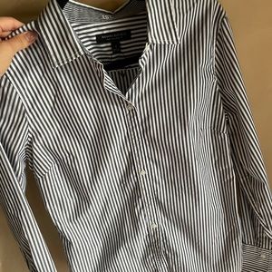 Banana Republic Button Down Shirt
